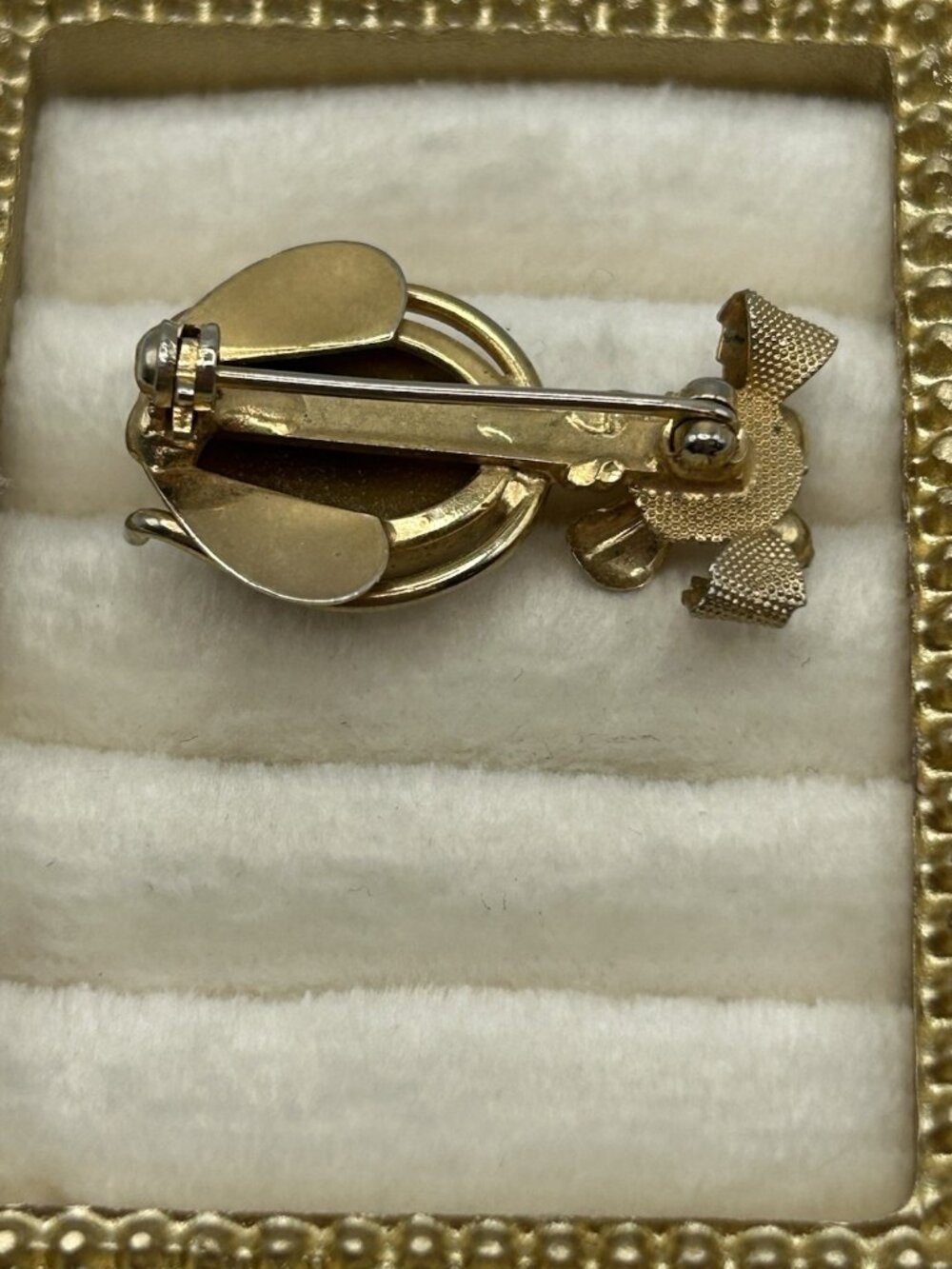 Vintage Jelly Belly Dog Brooch Gold Tone Figural Brown Cabochon Pin 1950s - Picture 4 of 6
